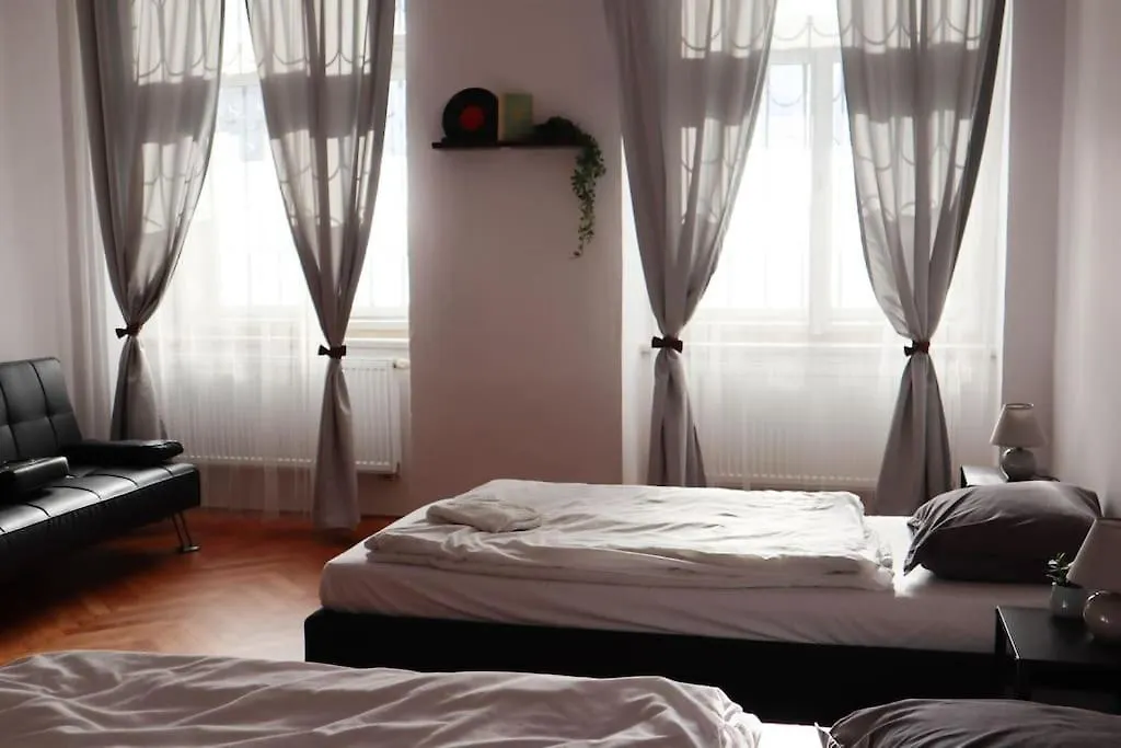 Modern Apartment In The Center Of Praga Repubblica Ceca