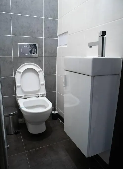 Modern Apartment In The Center Of Prag Tjeckien