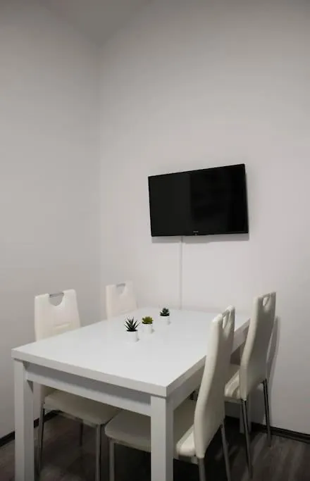 Modern Apartment In The Center Of Praga