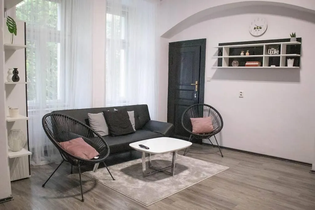 Modern Apartment In The Center Of Prag